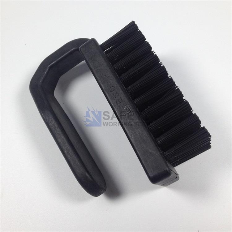 esd brush S size